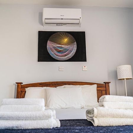 Anemomylos Guesthouse Paralimni Exterior foto