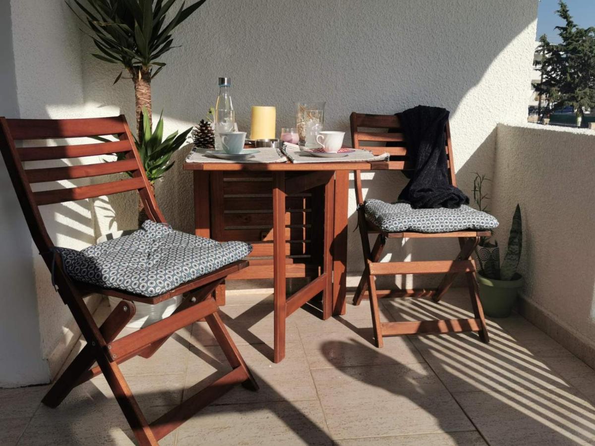 Anemomylos Guesthouse Paralimni Exterior foto